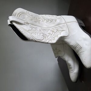 White Embroidered Cowboy Boots